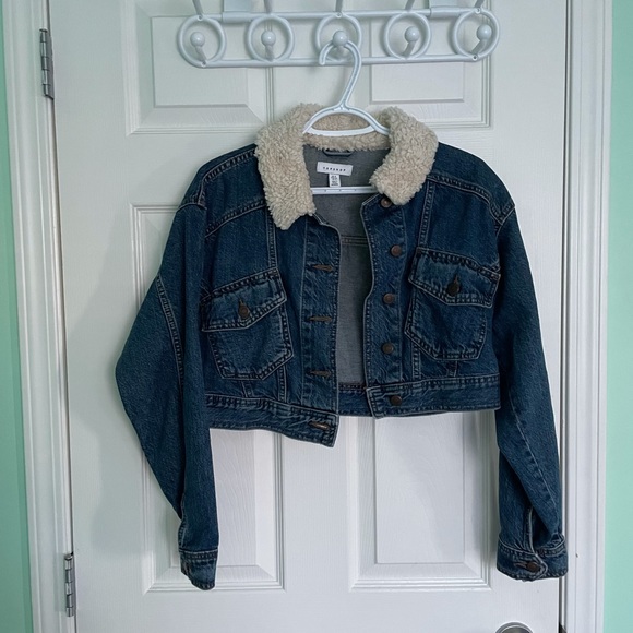 Topshop Cropped Sherpa Jacket - Picture 2 of 2